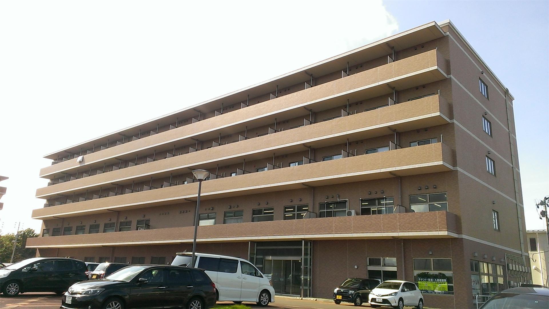 ファーストクラス市民病院前