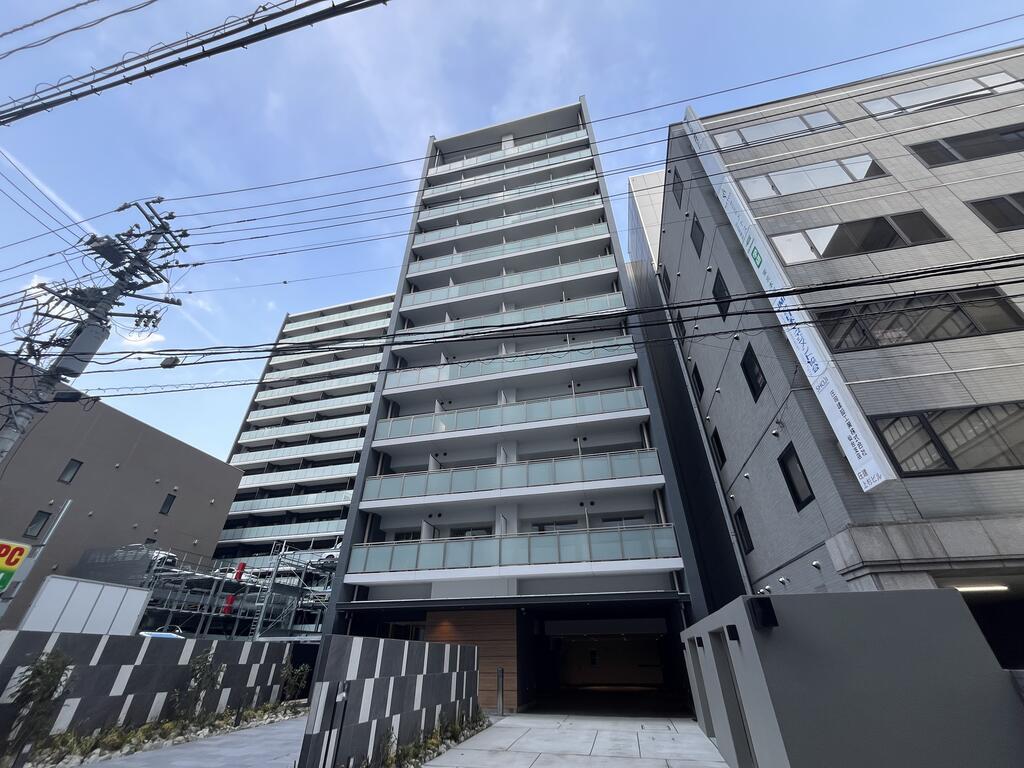 シーズンフラッツ上杉