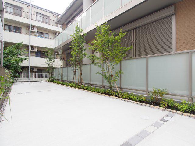 LINE SILK