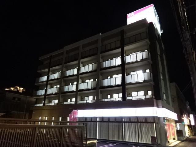 GRANDEUR HAKATA