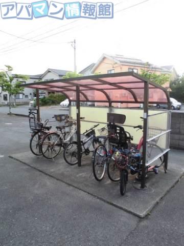 サンガーデン茜ヶ丘 B棟