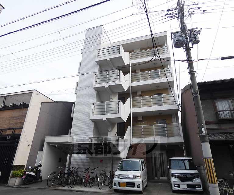 クリア・クリスタオ
