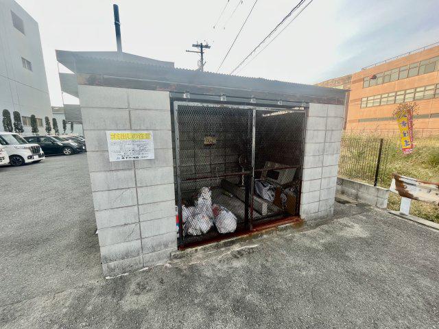 アンプルールフェールREALIF