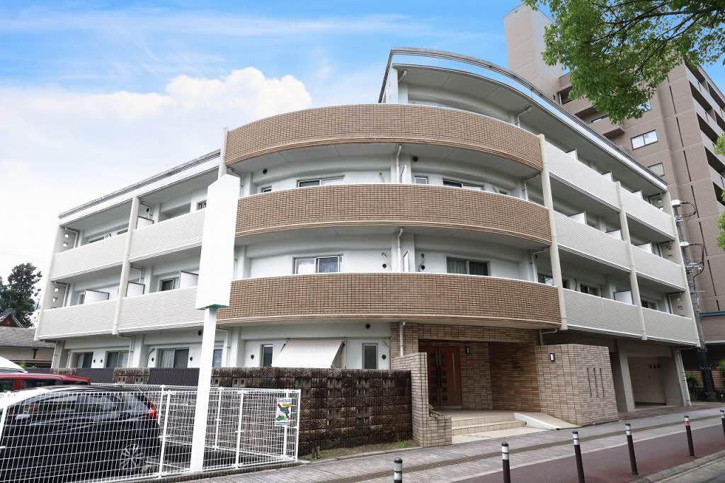ファミールアビタシオン