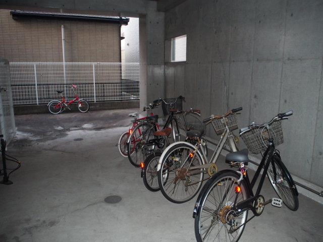 イーハウス