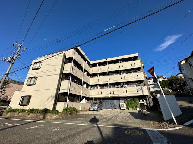 コスモパレス