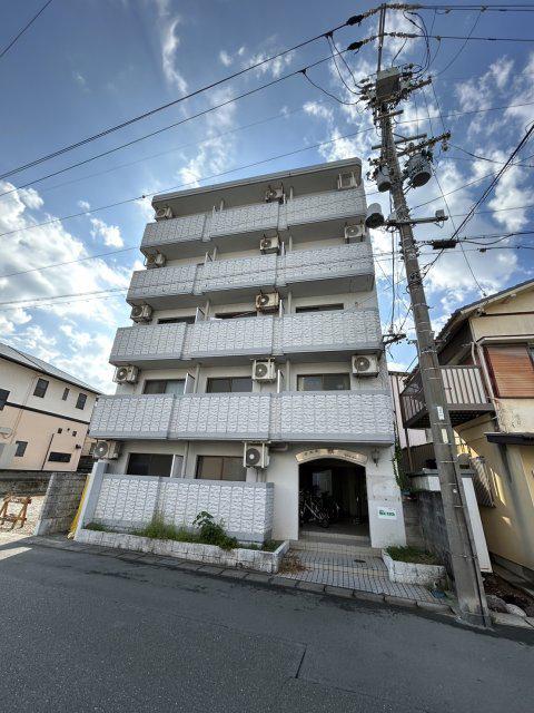 カモエKマンション