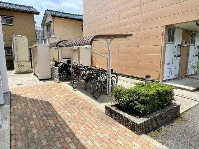 レオパレスツインスターコートII