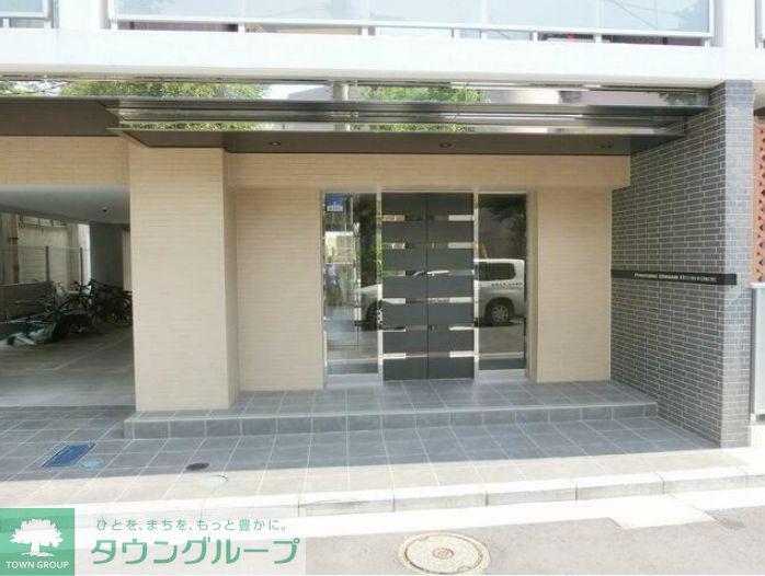 PORTSIDE URBAN RESIDENCE
