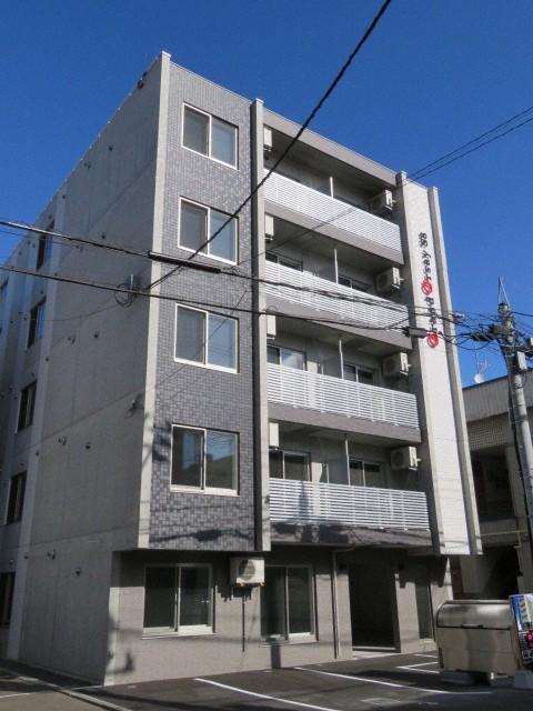 グランオルセーS8