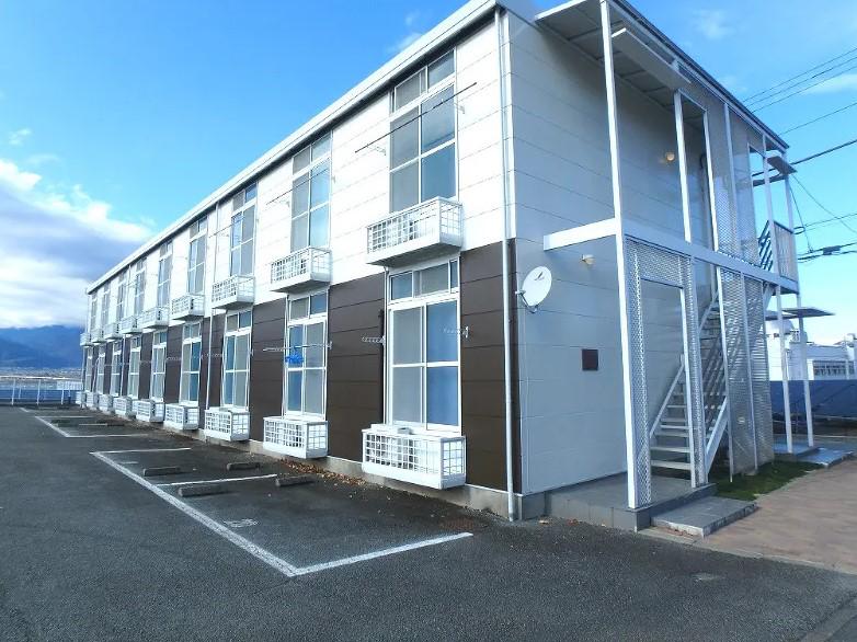 ＪＲ中央線 塩崎駅 徒歩26分  築28年
