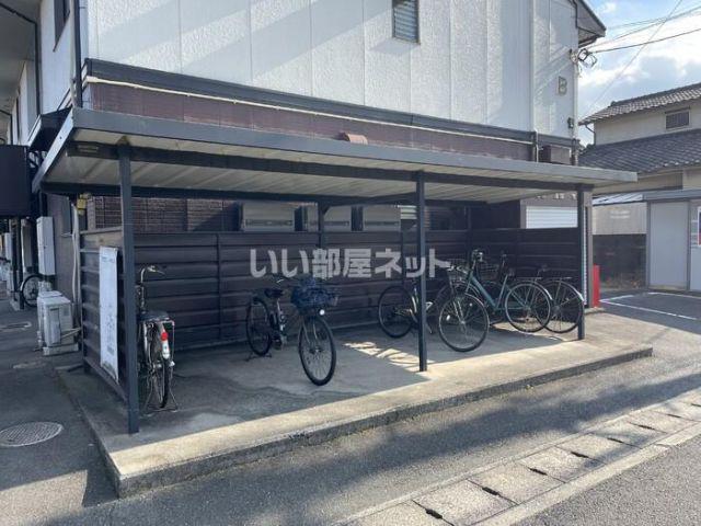 プラティア板谷B棟