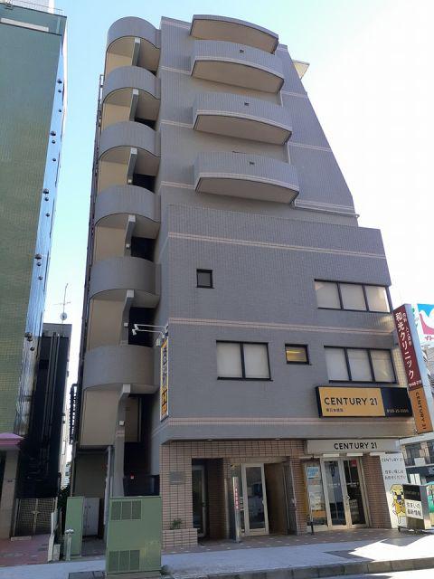URBAN TERRACE