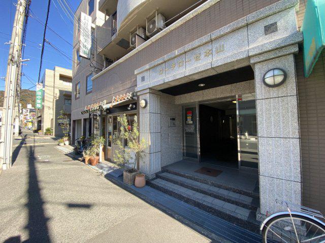 ローテローゼ本山