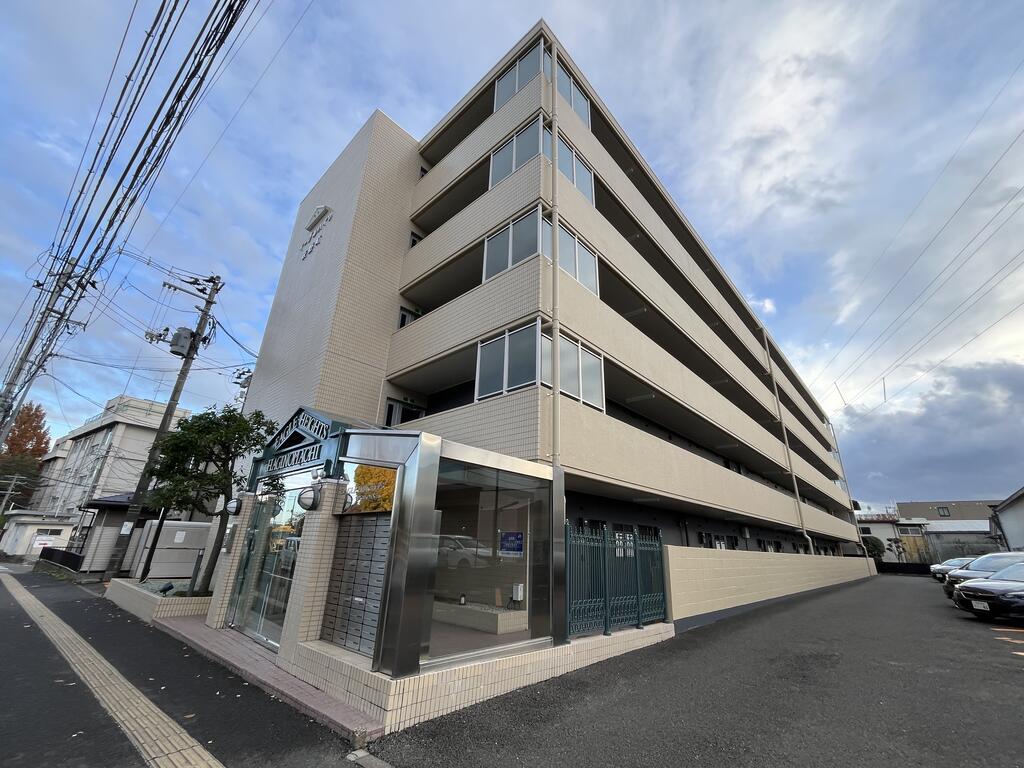 イーグルハイツ萩野町
