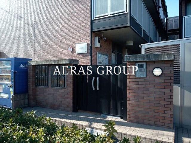 レオパレステリオス