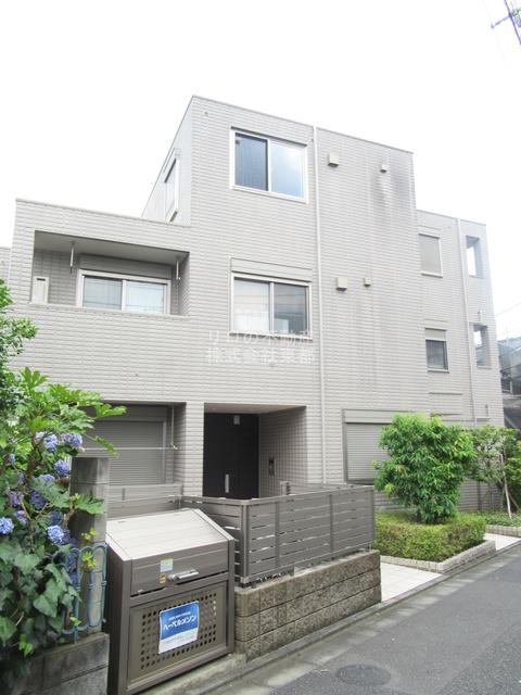 ラ ぺジーブル