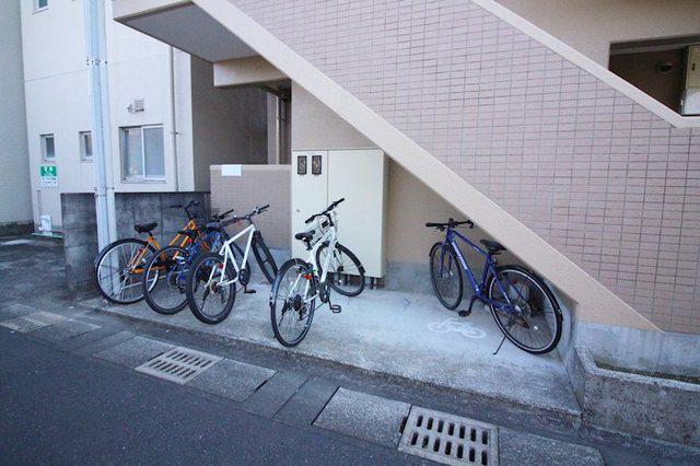 アジュール本郷