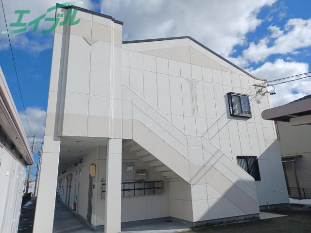 グロリアス・M
