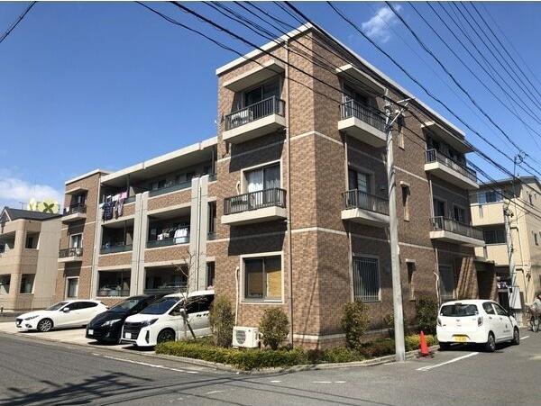 地下鉄東山線 岩塚駅 徒歩11分 3階建 築16年