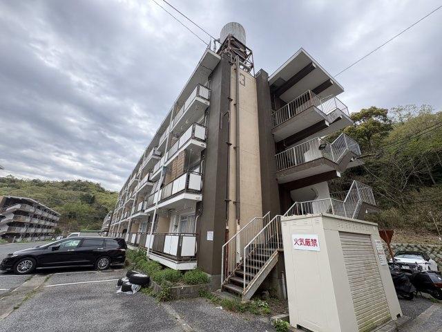 ヴィラナリー雲雀丘 3号棟