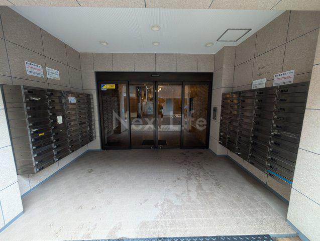 鶴見ハウス