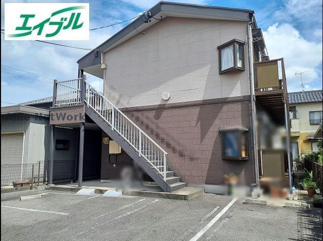 サープラス SUZUKI