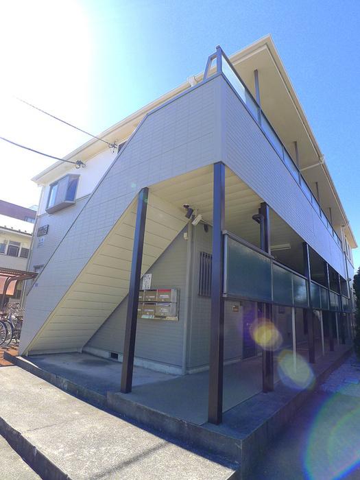 アーバングリン岩崎A(2DK/1階)