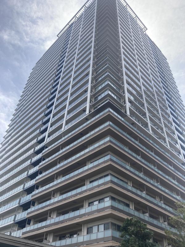 BAYZ TOWER&GARDEN