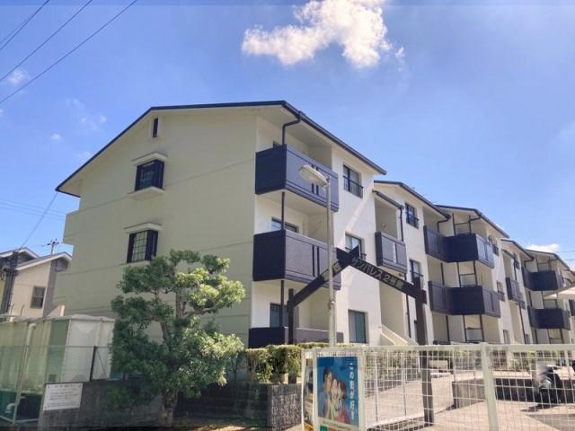 富雄サンパレスⅡ号館