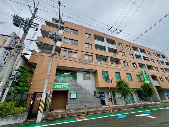 コルナス西館