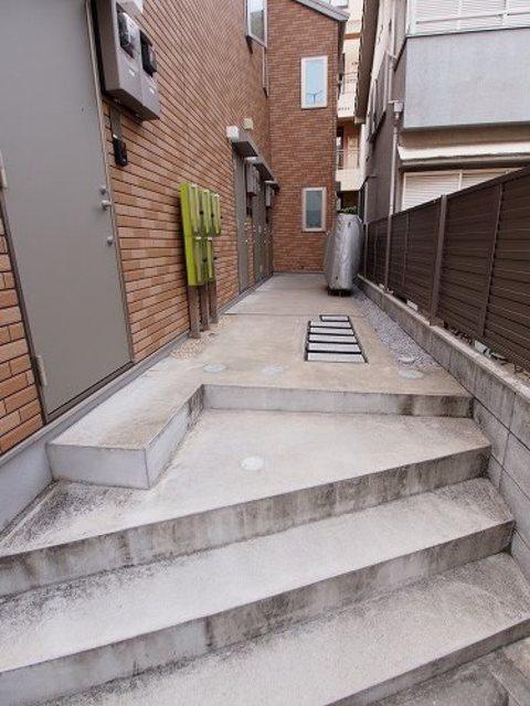 クレール西新宿