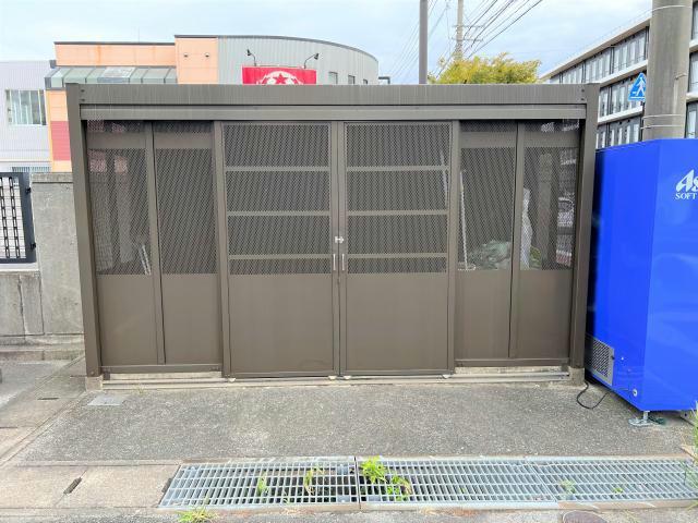 クレッセント駅前