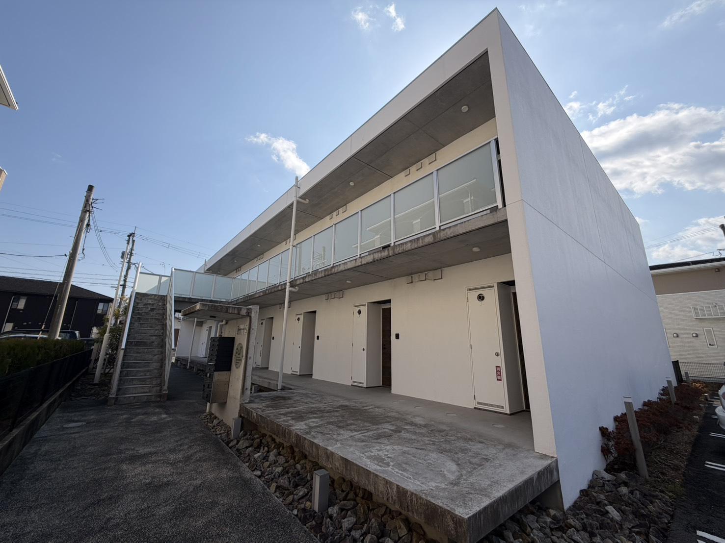 APARTMENT結