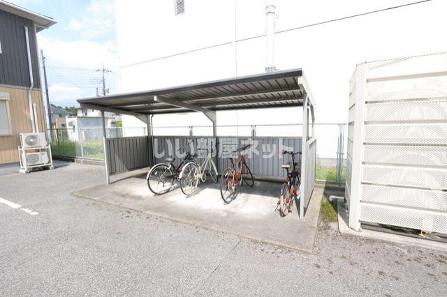ウッドベルA&B B棟