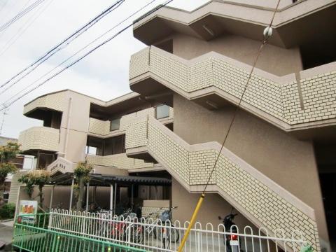 ローズコーポ沢良宜