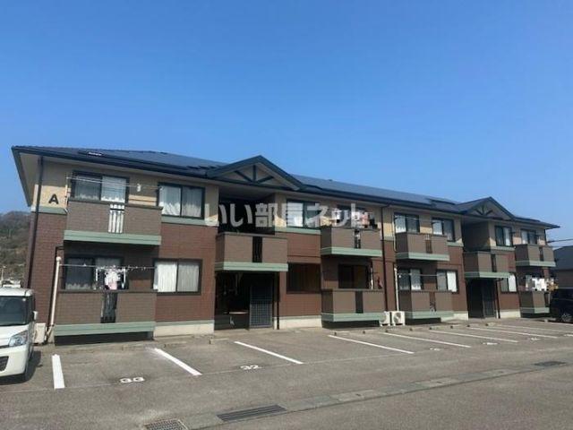 ビバーチェ・やまは奈 A棟