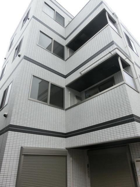 CREW HOUSE 東松戸