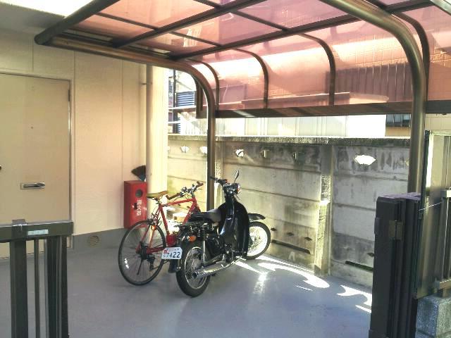 ハイツ岡部