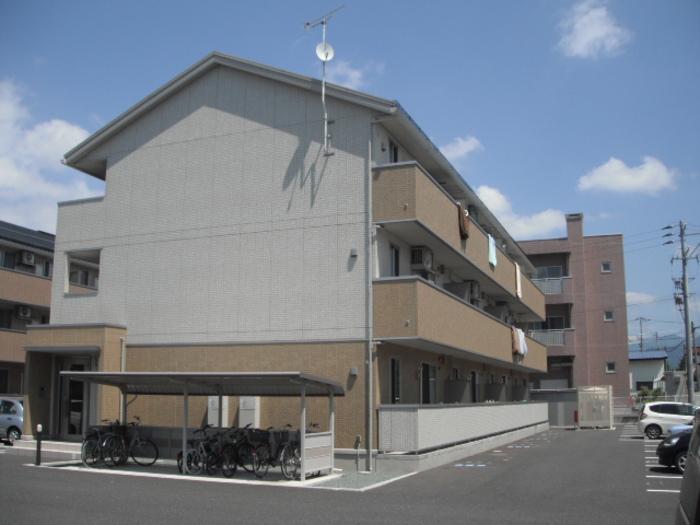 スリー・スター V号館 B
