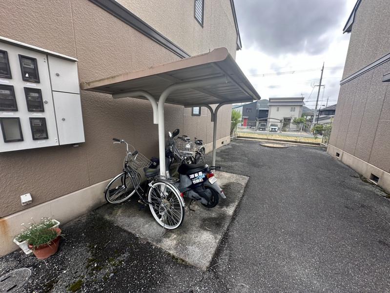 ラ・ジュネスB棟