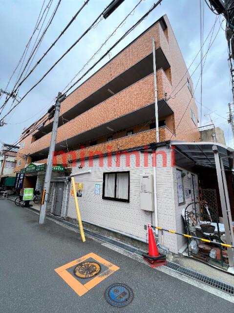 本町8番館
