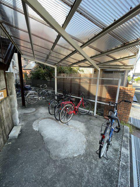 川田ハイツ