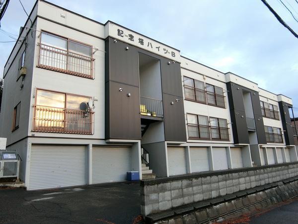 記念塔ハイツB
