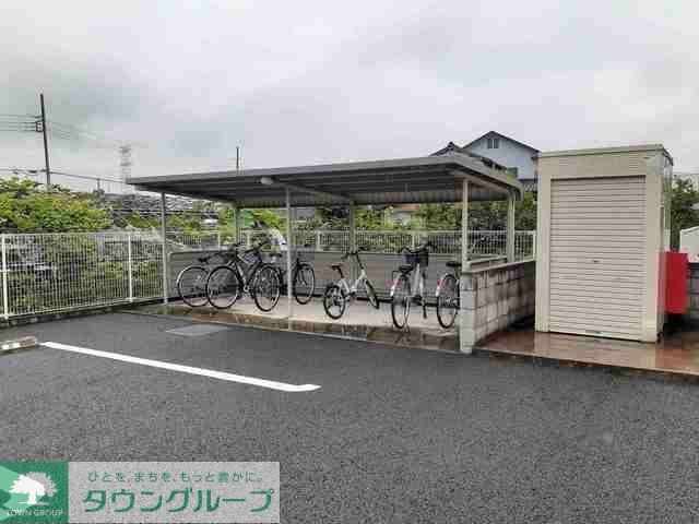 マードレ六番館