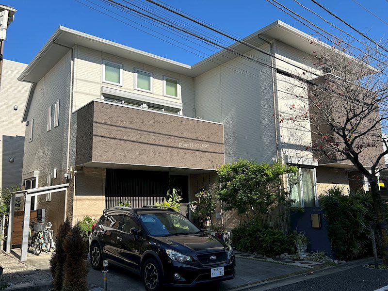 京王線 上北沢駅 徒歩13分  築9年(2LDK/1階)