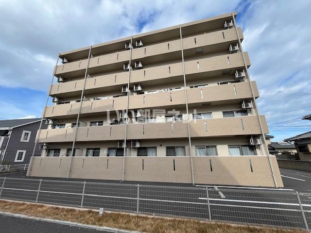 コントレイル鶴崎