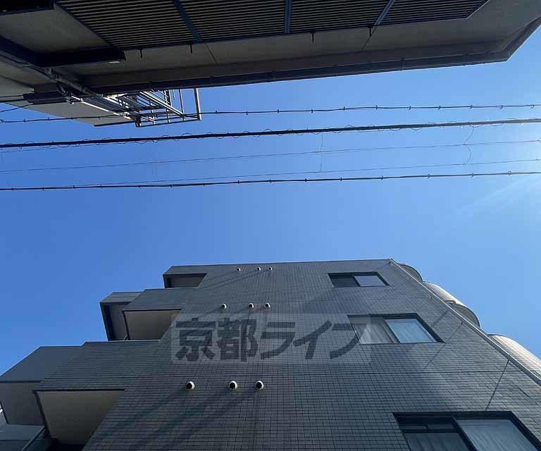 フェニックス西川