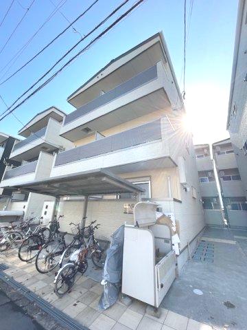F MAISON LORE II番館