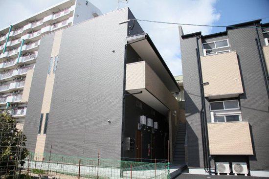 CREO筥松伍番館